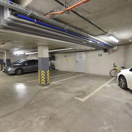 Apartament Z Podziemnym Parkingiem Ulica Wroclawska Krakau Exterior foto
