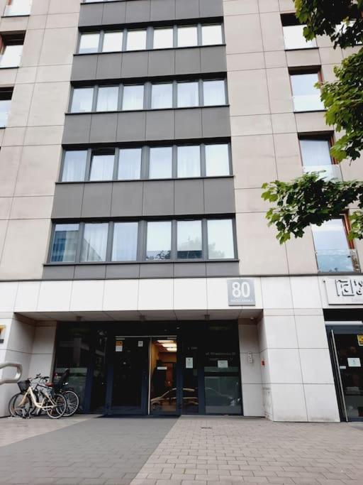 Apartament Z Podziemnym Parkingiem Ulica Wroclawska Krakau Exterior foto