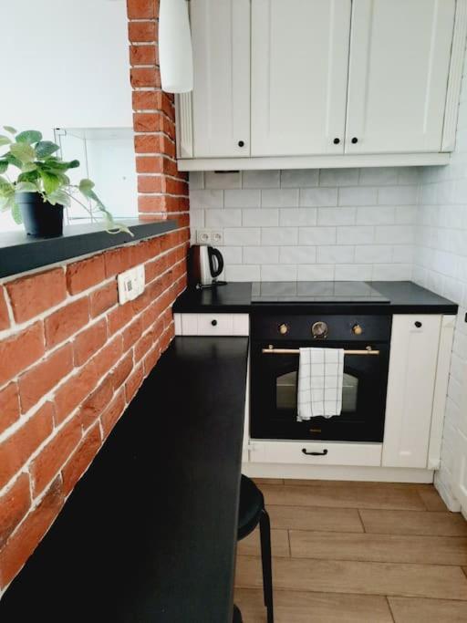 Apartament Z Podziemnym Parkingiem Ulica Wroclawska Krakau Exterior foto