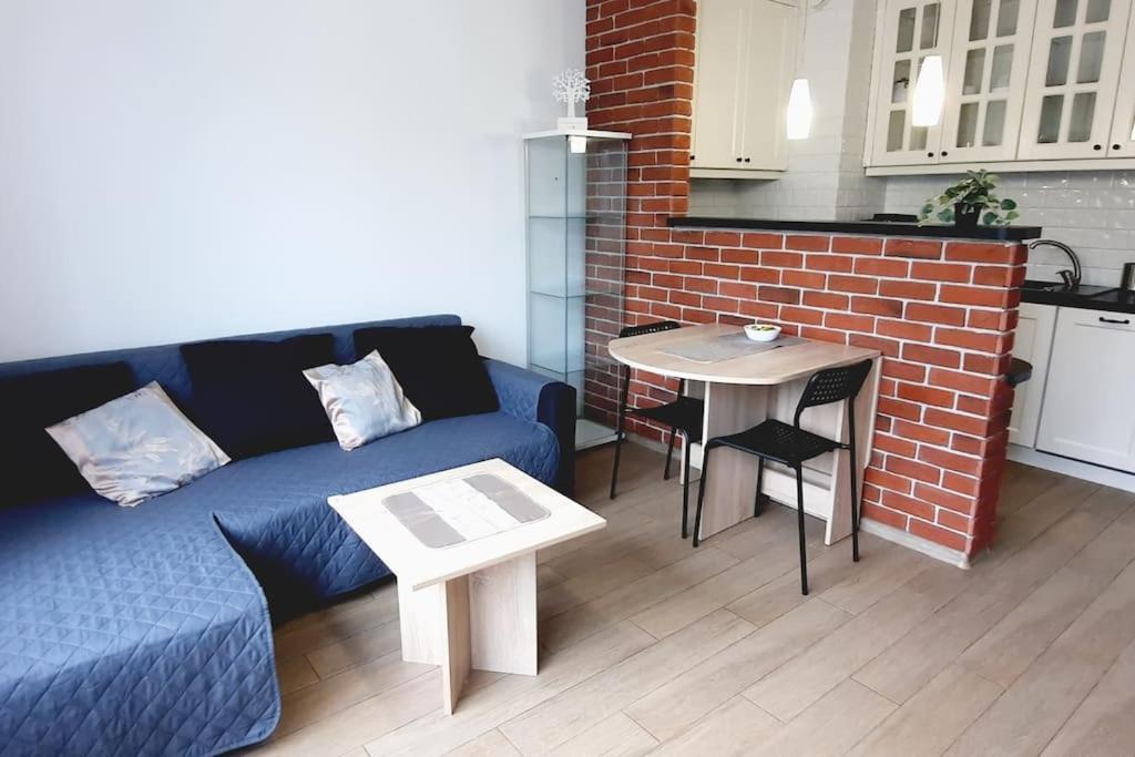 Apartament Z Podziemnym Parkingiem Ulica Wroclawska Krakau Exterior foto